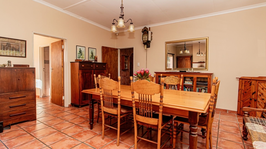 5 Bedroom Property for Sale in The Island Western Cape